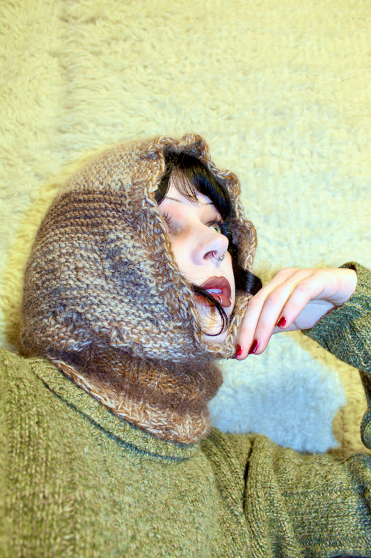 Luxe Hood - Walnut